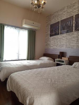 301singleroom 1