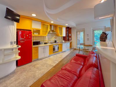 Villa Antolina Apartments - Yellow Suite