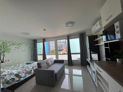 Bangsaray Beach Condo B414 บางเสร่ บีช