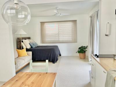 Cozy Studio near Beach & Airport