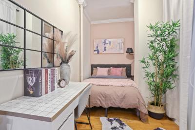 Relaxed 2BR in Manhattan Valley