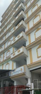 Grand Royal Hotel