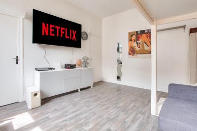 Montmartre Superbe Studio Paris Free Netflix