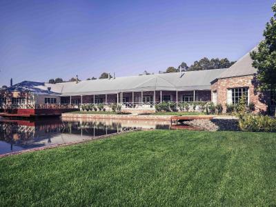 Mercure Ballarat Hotel & Convention Centre