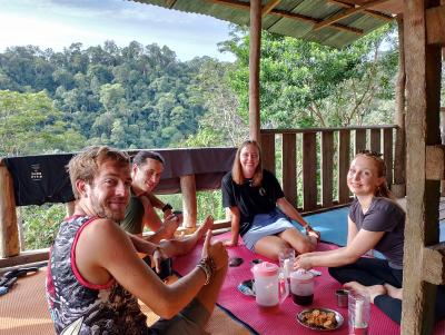 Review WOOD CABIN LODGE IN THE FOREST book here treking with us