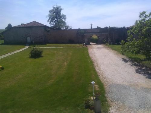 Pierre Deluen Domaine de la Grange de Quaire Room Type - Double Room with Garden View