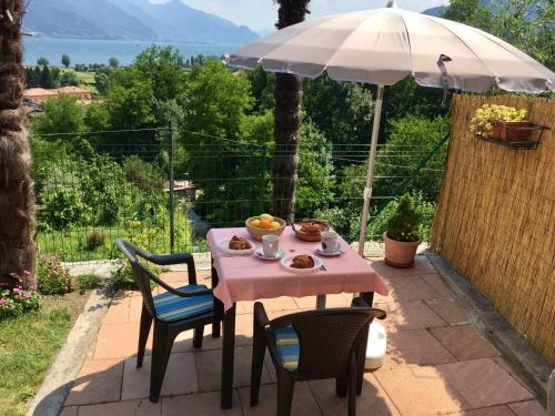  Appartamento Lidia, Pension in Gravedona