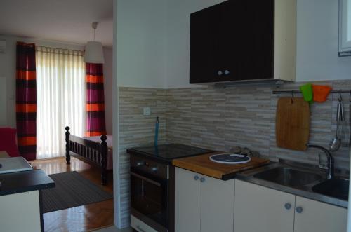 Apartments Mili - image 3