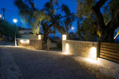  Renata Rooms & Studios in Barbati