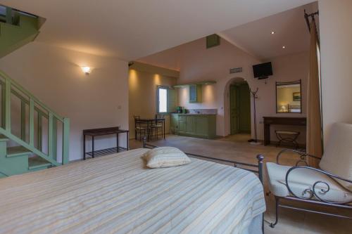 Anassa Deluxe Suites - image 8