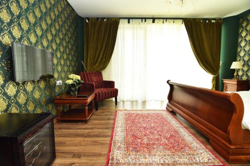 Boutique Vila White Duchess - image 3