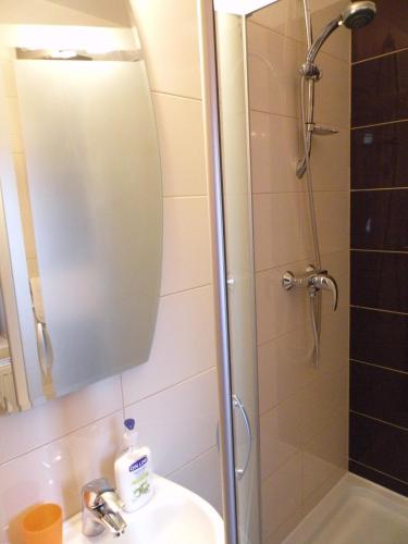 GrandVille Apartments - image 14