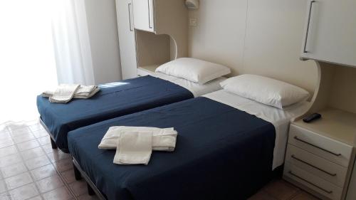 B&B - Meuble' - Hotel " CORDIALE " Room Type - Economy Double Room