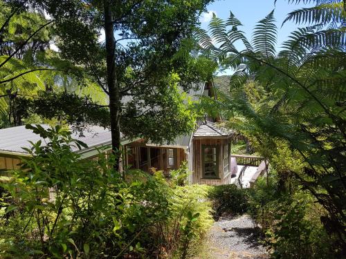 Whalers Cottage - Great Barrier Island