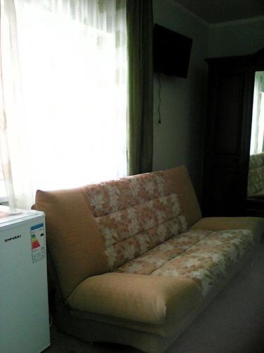 Guest House on Samburova 77 - image 2