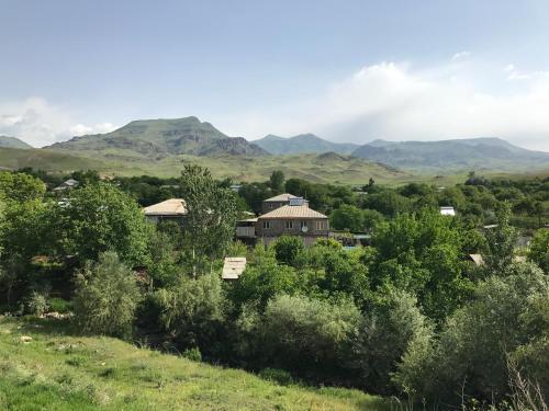 Skats, Ashot & Gohar B&B in Čiva