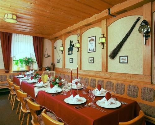 Ételek és italok, Hotel Post in Nordhalben