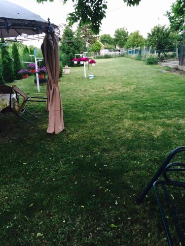 Rose Garden - image 2