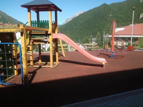 Playground, Apartman Bujisic in Pluzine