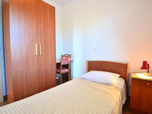 Apartments Milin - image 11