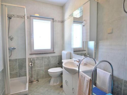 Apartments Milin - image 5