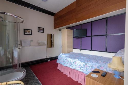 Happy Days Guesthouse - image 13