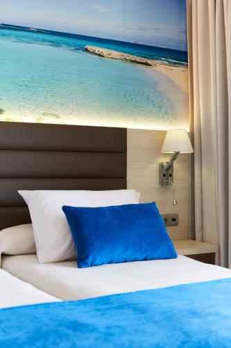 Invisa Hotel Club Cala Blanca