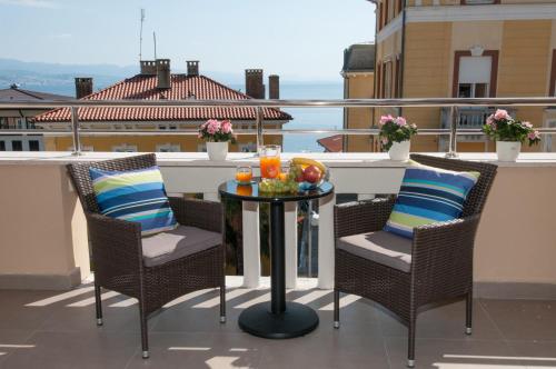 Iva, Opatija centar - Apartment - Opatija