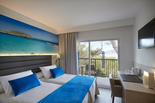 Invisa Hotel Club Cala Blanca