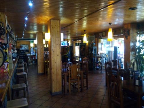 Pub/Lounge, Hostal Sierra De Baza in Baúl