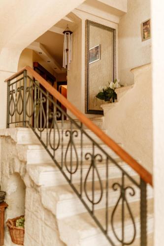 Luxury Stone Villa - image 12