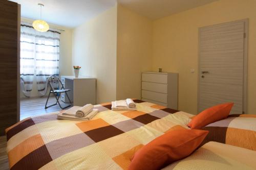  Apartment Valmas, Pension in Pula