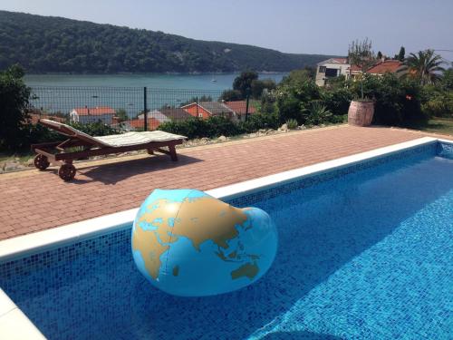  Apartment with seaview terrace in Kampor