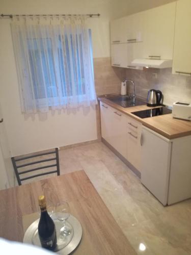 Apartments Mirjana - image 2