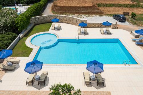 Irini Stalos Apartments - image 2