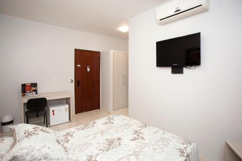 2 twin beds