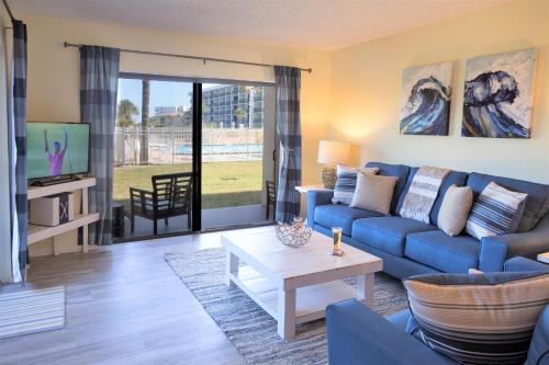 Canaveral Towers - image 9