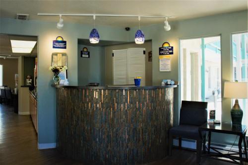 Days Inn by Wyndham Durango - image 5