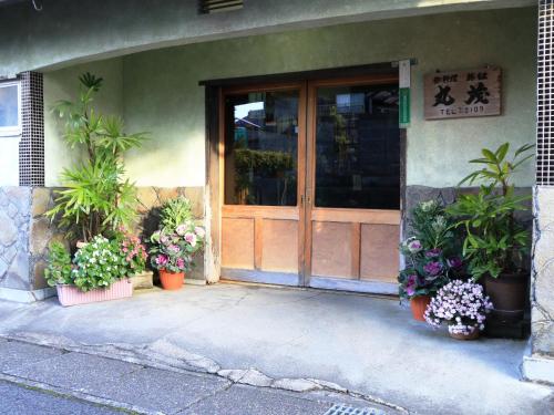 Marumo Ryokan - Accommodation - Takashima