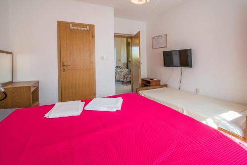 Apartments Jurina 2 - image 5