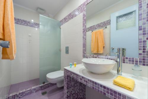 Akis Hotel - image 13