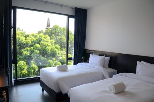 Bed Chiangmai Gate Hotel Room Type - Standard Twin Room