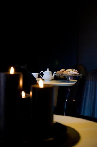 Eh13 Luxury Accommodation – Catania, CA