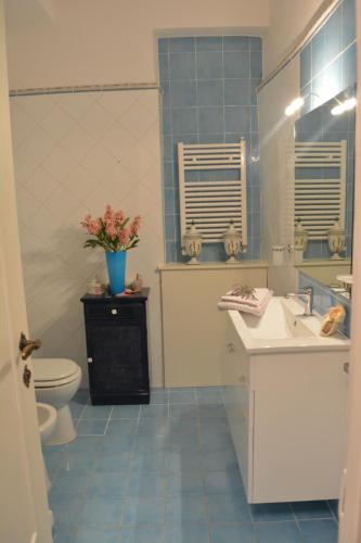 Allaportaccanto Bed & Breakfast - image 3