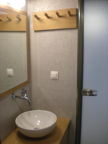 Budget Studio image 8