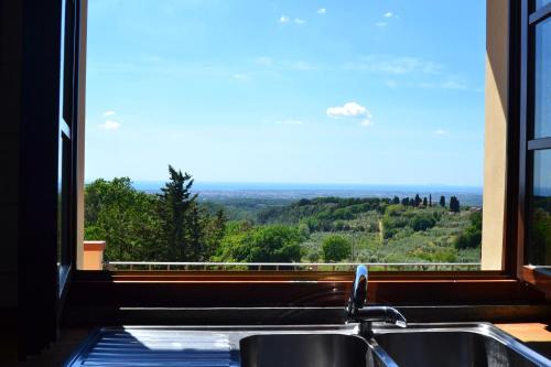 Konyha, Appartamento Belvedere in Guardistallo