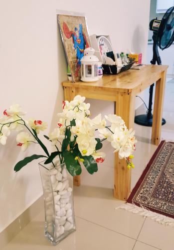 Skyview Univ360 Place Facing Mines Lake Skyview Univ360 Place Facing Mines Lake