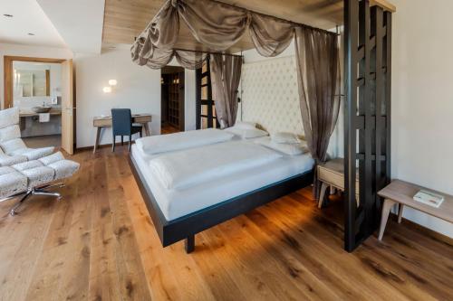 Hotel Schlosswirt – Schenna, MS