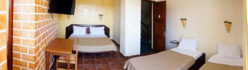 Quadruple Room image 3