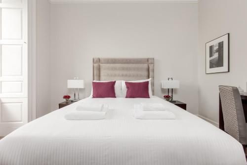 Destiny Scotland - Chisholm Hunter Suites - image 5